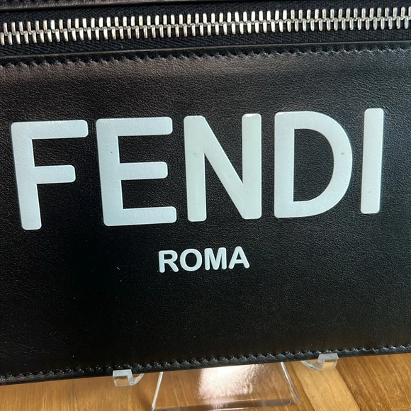 Fendi ROMA clutch pouch 🩶 New Without Tags - Picture 3 of 10